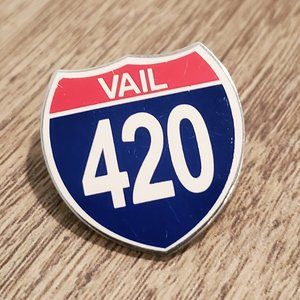 Vail 420 interstate road sign style pin